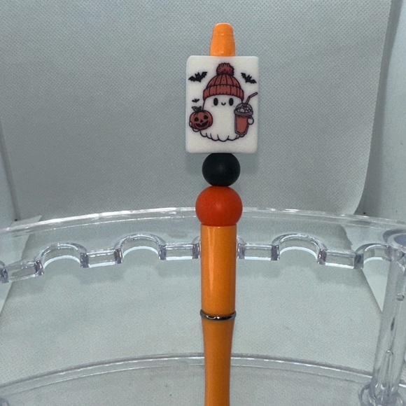 🚨SOLD🚨Cute refillable beaded pen - Picture 2 of 2